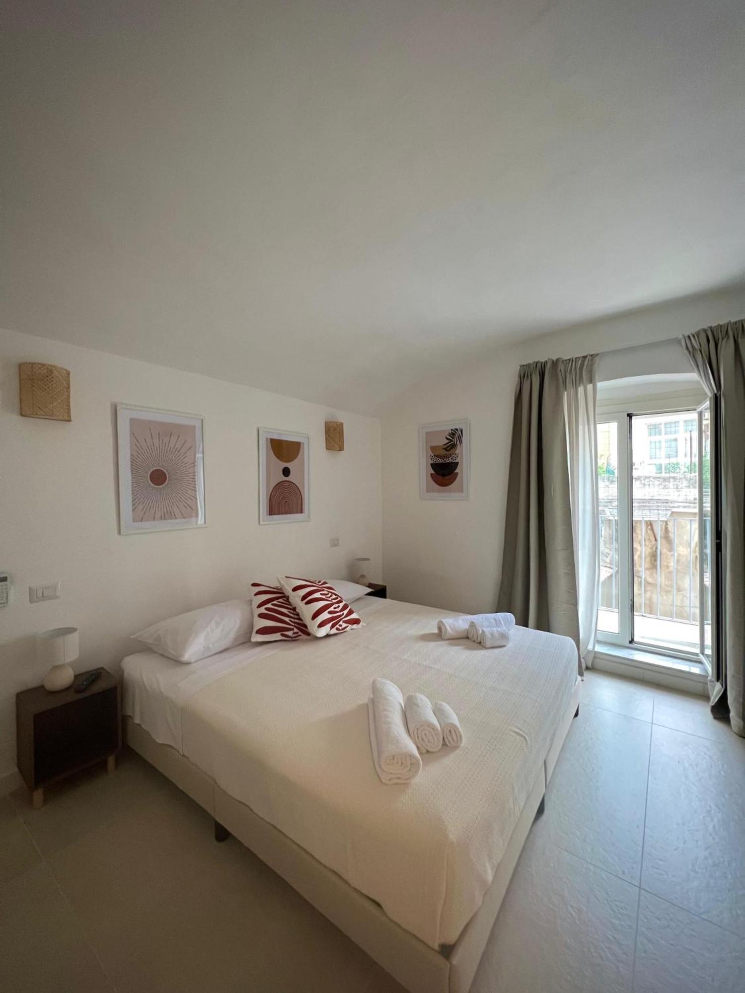 Badri Hotel Bari Exterior foto